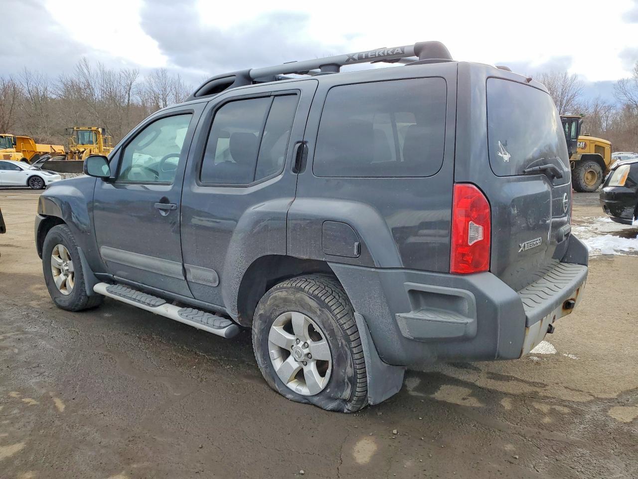 2012 NISSAN XTERRA — фото 2