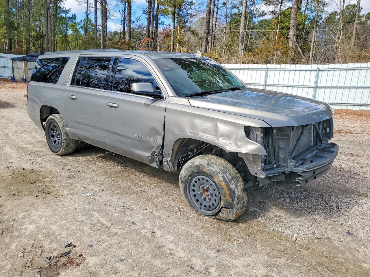 CHEVROLET SUBURBAN