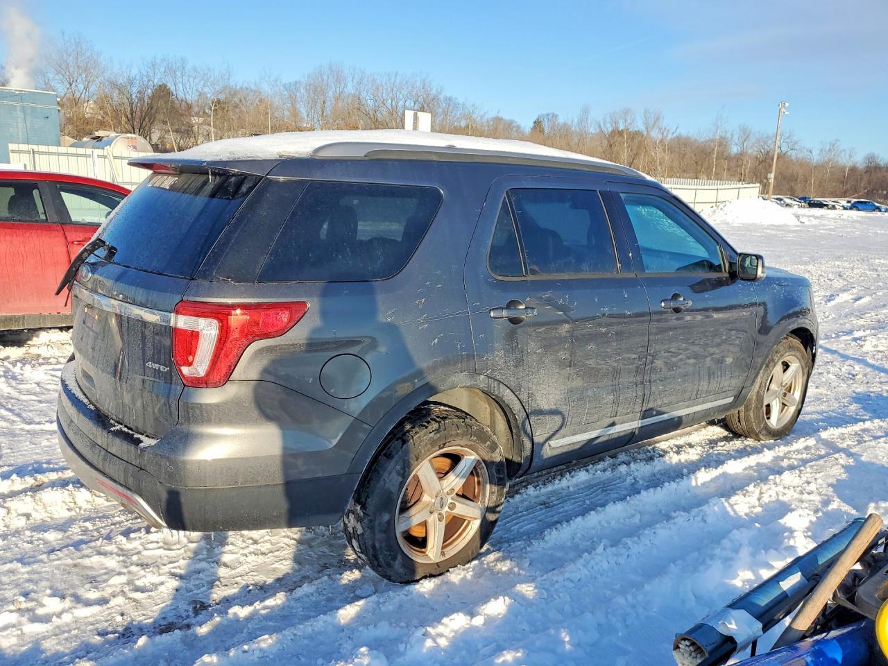 FORD EXPLORER