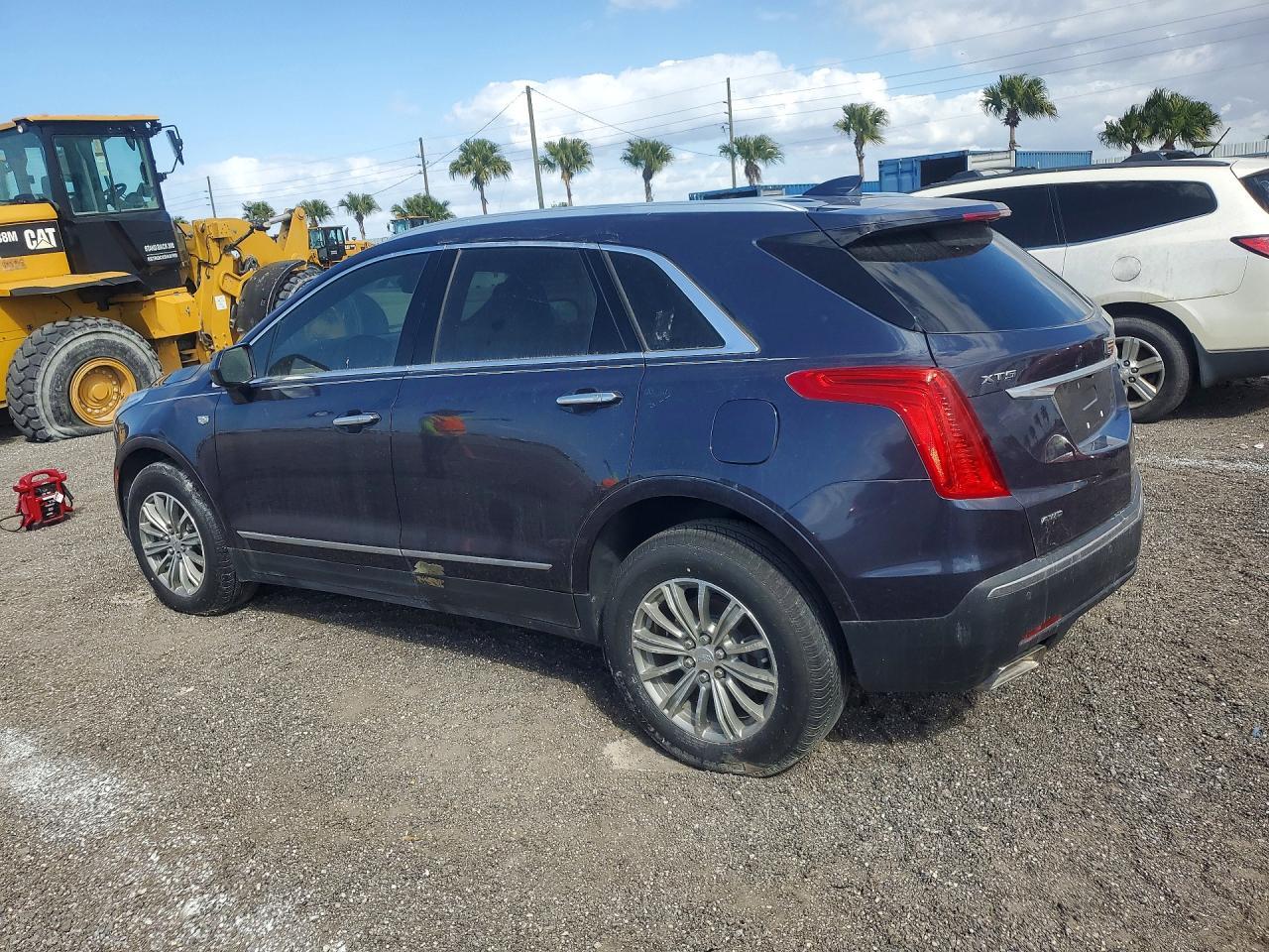 2018 CADILLAC XT5 — фото 2