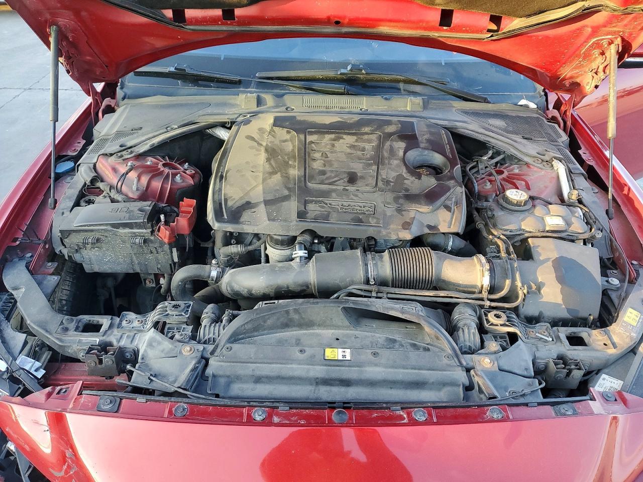 2018 JAGUAR XE — фото 11
