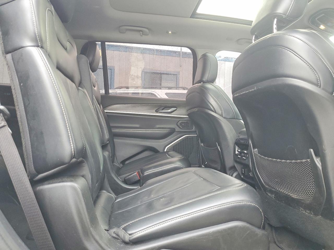 2021 JEEP GRAND CHEROKEE — фото 11