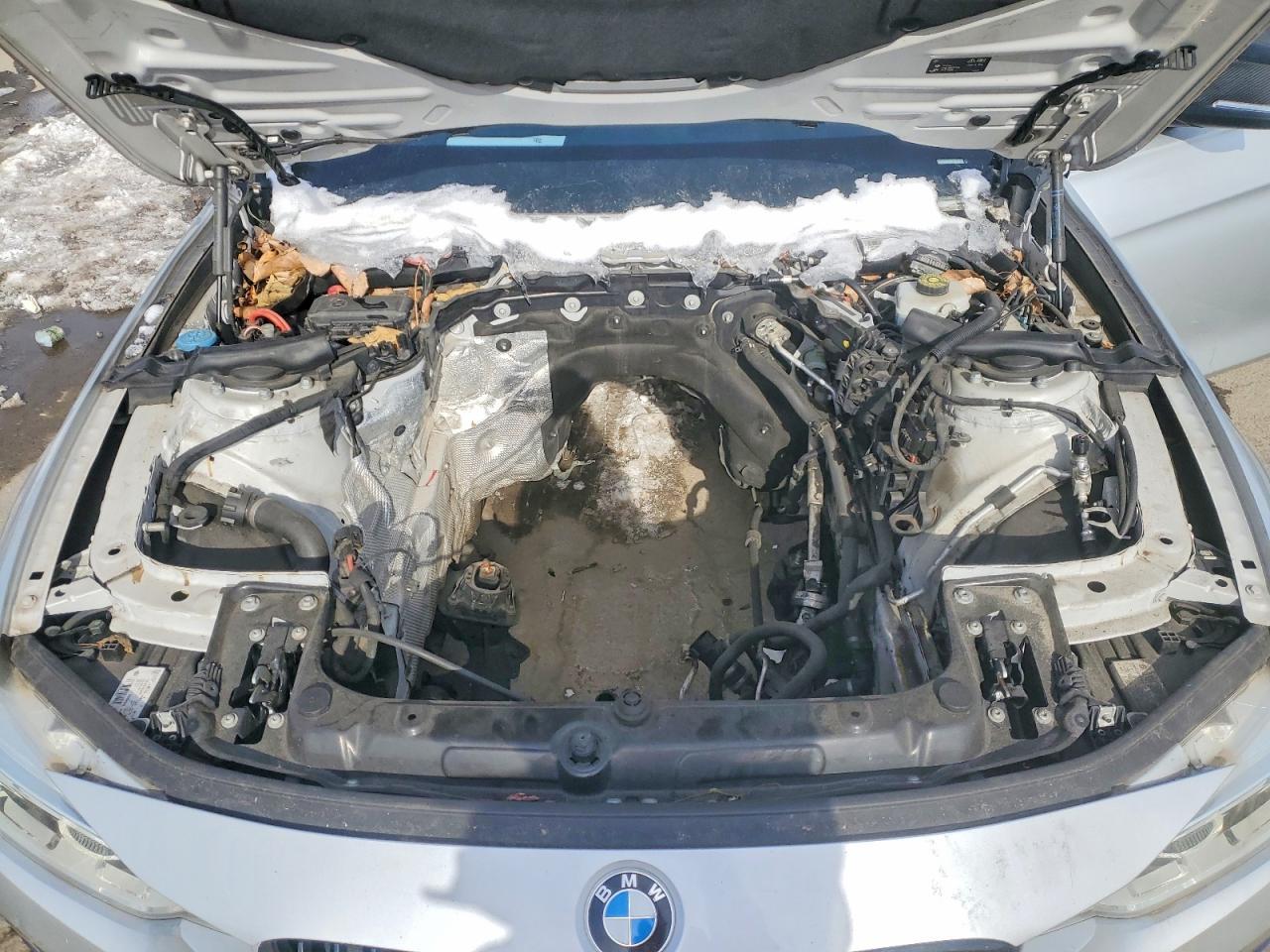 2016 BMW 3 SERIES — фото 11