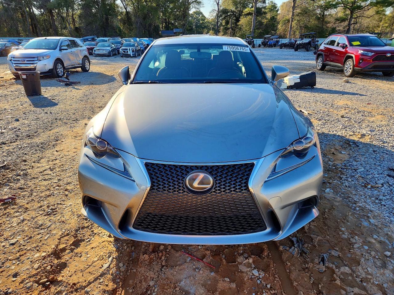 LEXUS IS 200T