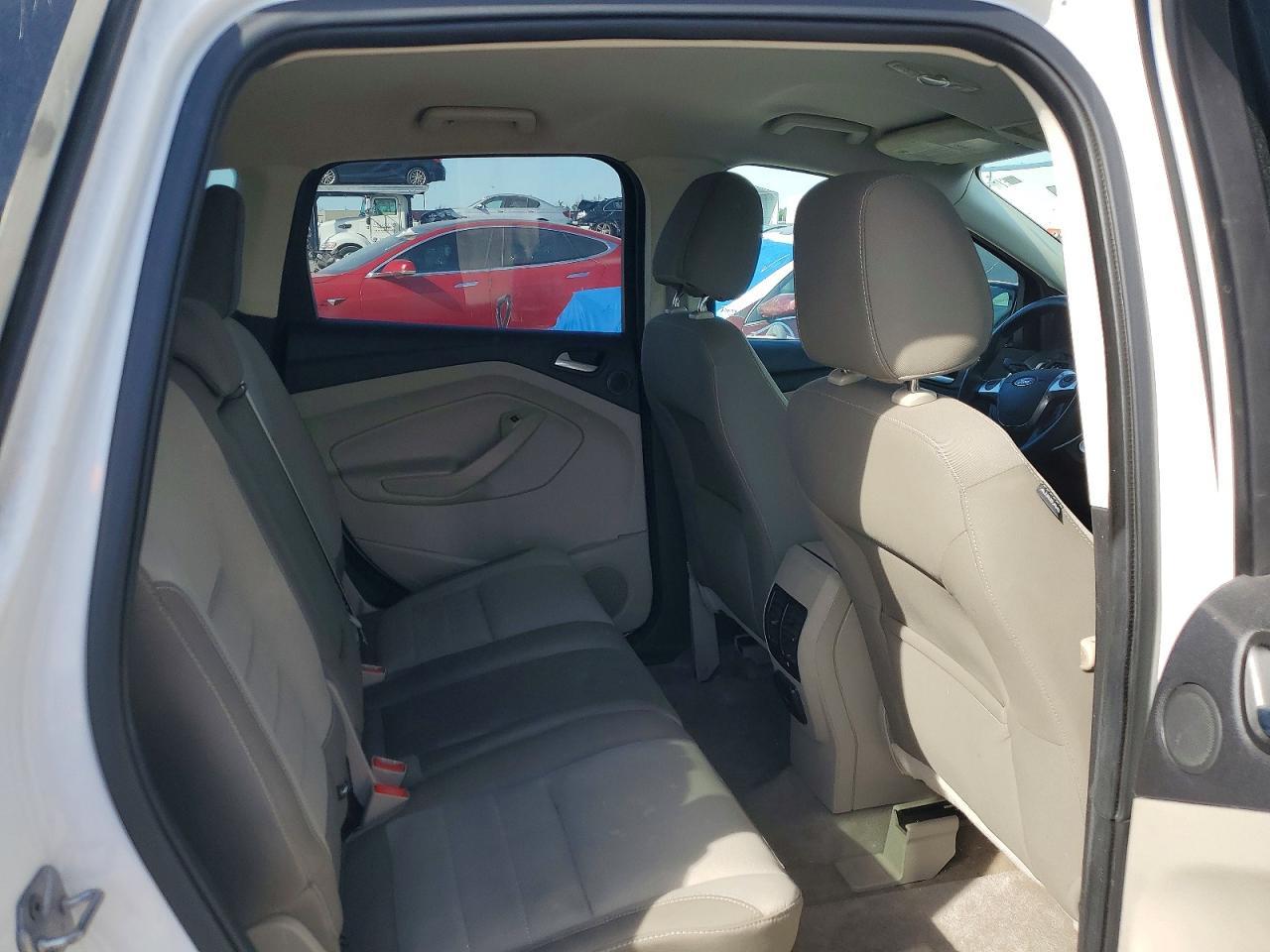 FORD ESCAPE