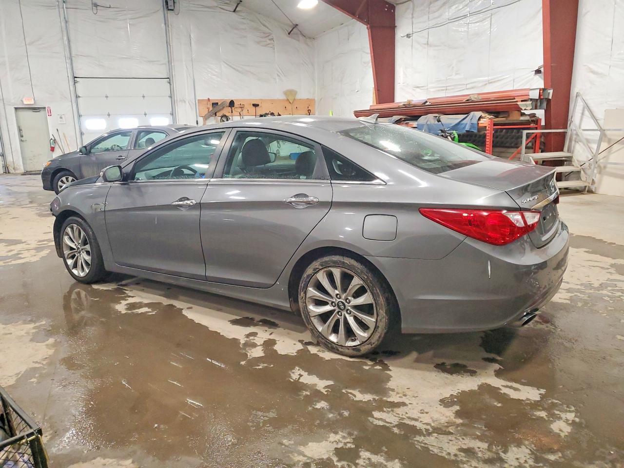 2011 HYUNDAI SONATA — фото 2