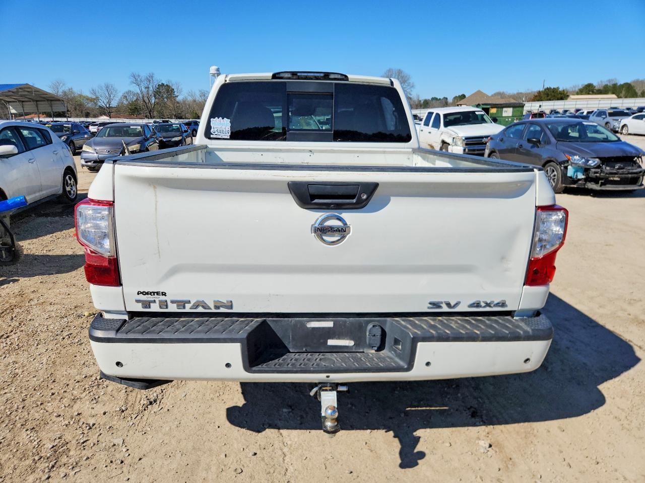 NISSAN TITAN