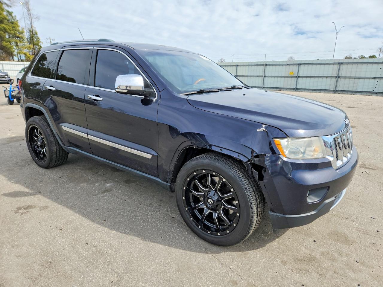 2011 JEEP GRAND CHEROKEE — фото 4