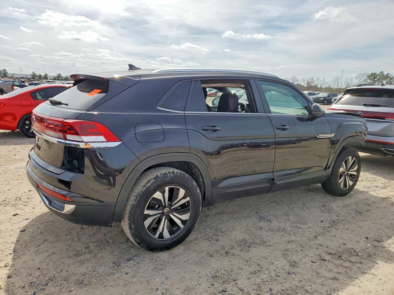 VOLKSWAGEN ATLAS CROSS SPORT