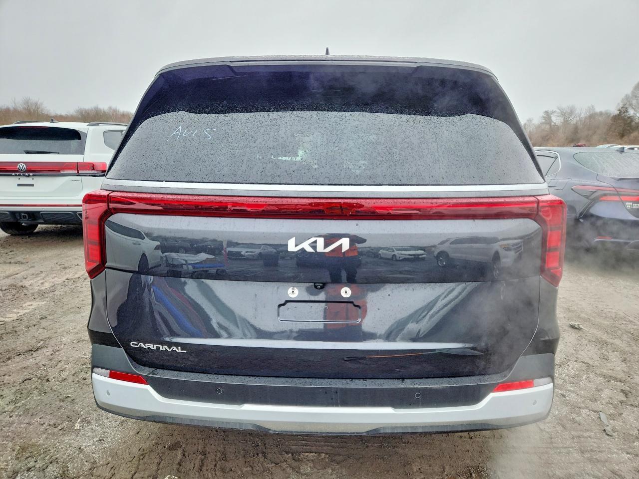 2025 KIA CARNIVAL — фото 6