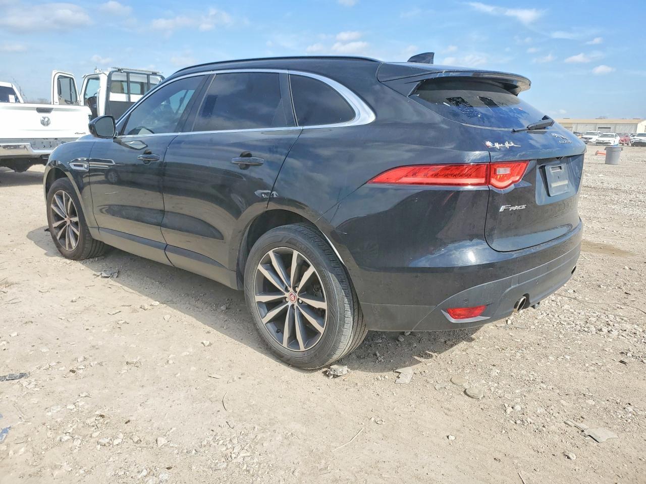 2017 JAGUAR F-PACE — фото 2