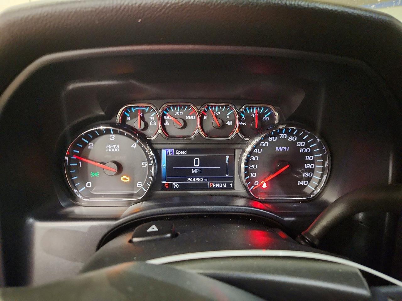 2015 CHEVROLET SILVERADO 2500 — фото 9
