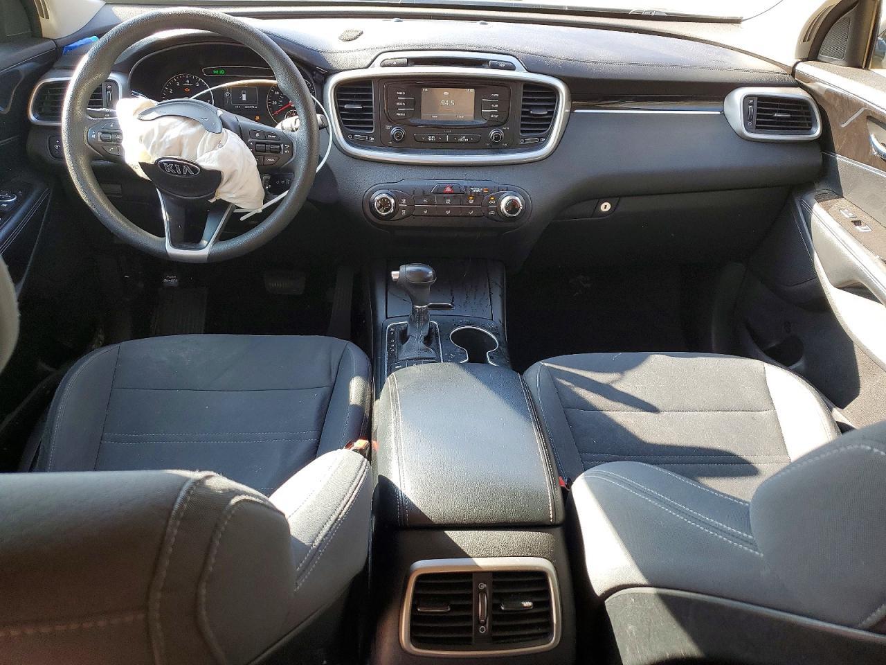 2016 KIA SORENTO — фото 8