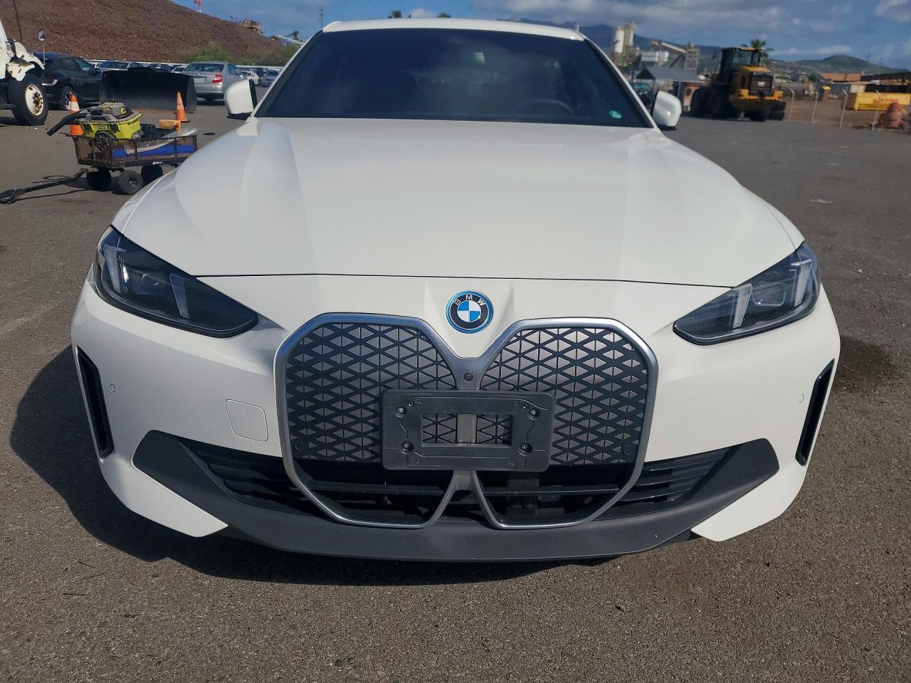 BMW I4