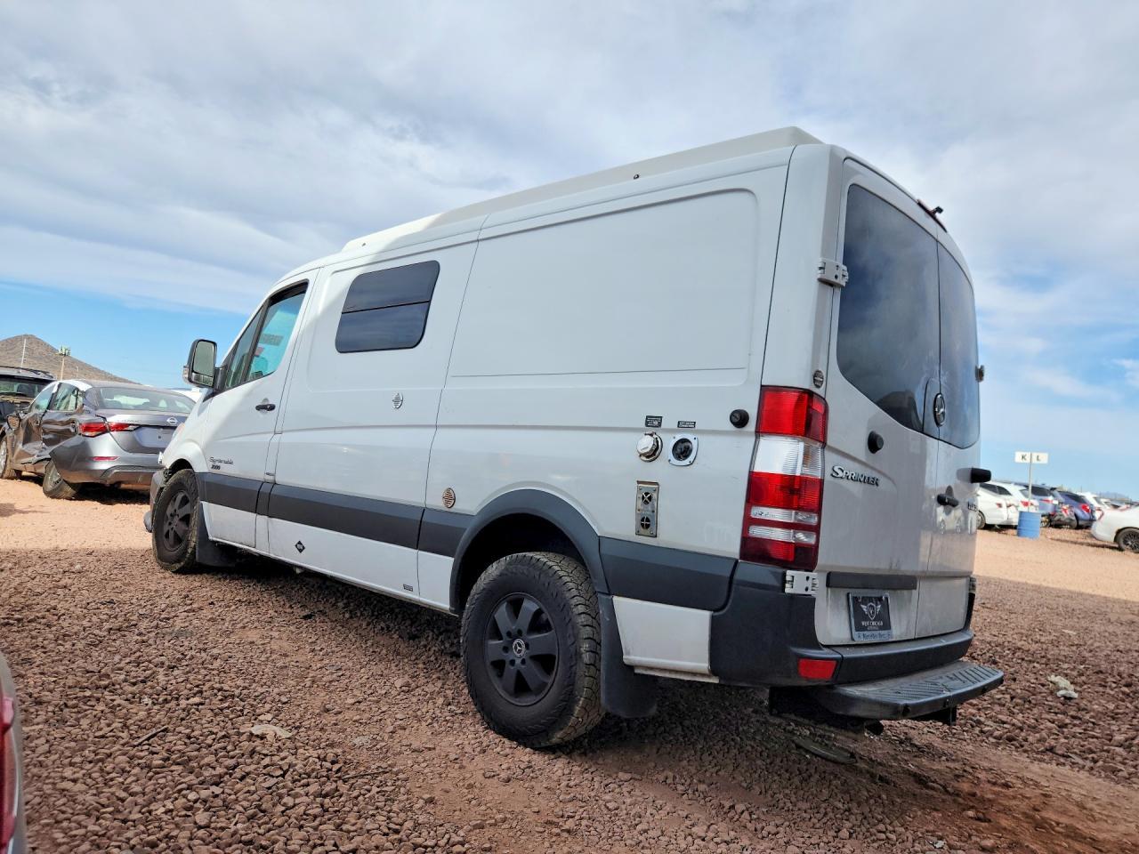 MERCEDES-BENZ SPRINTER