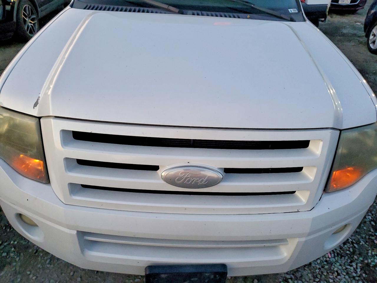 FORD EXPEDITION