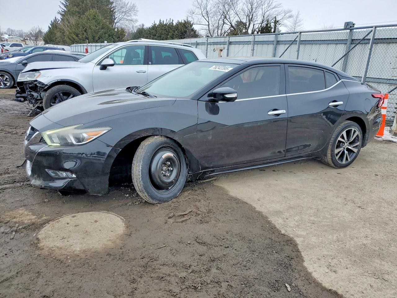 NISSAN MAXIMA