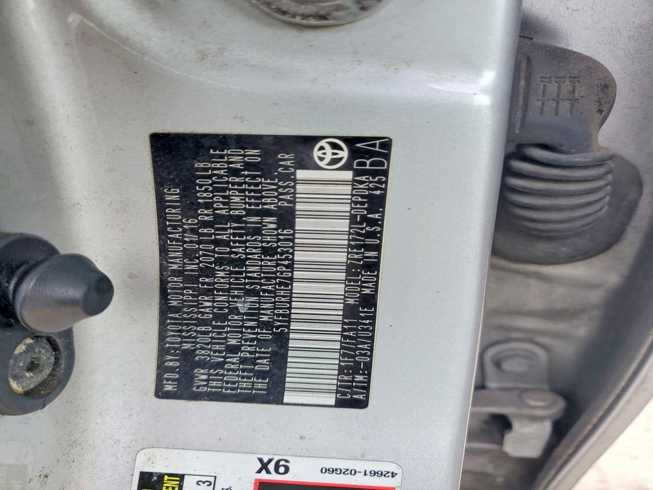 TOYOTA COROLLA