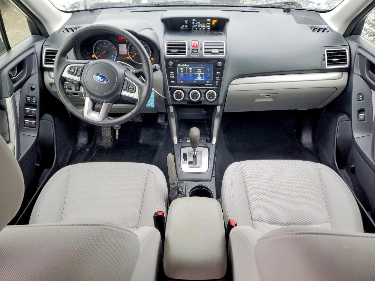 2017 SUBARU FORESTER — фото 8
