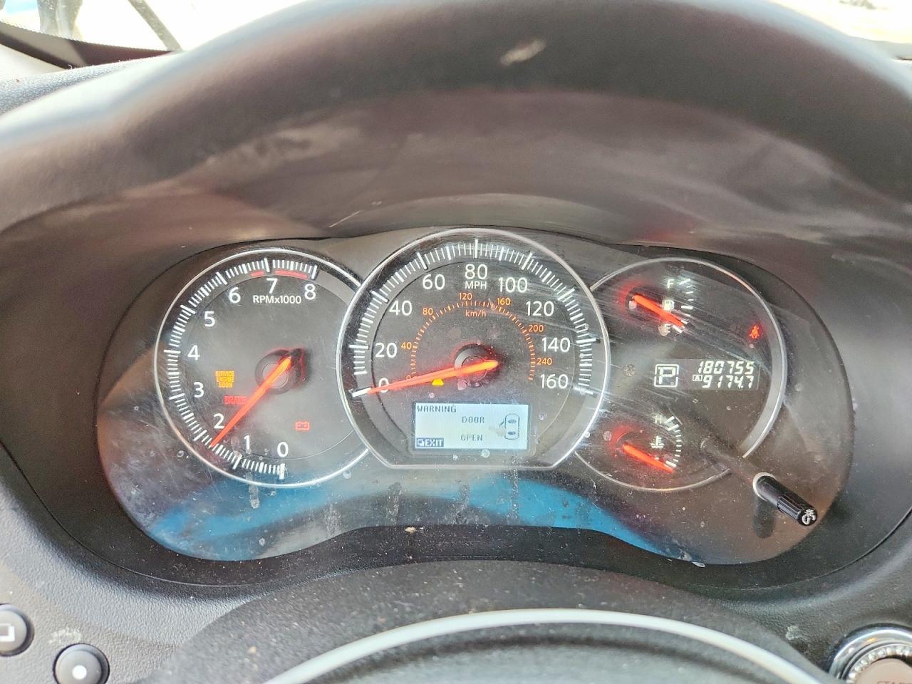 NISSAN MAXIMA