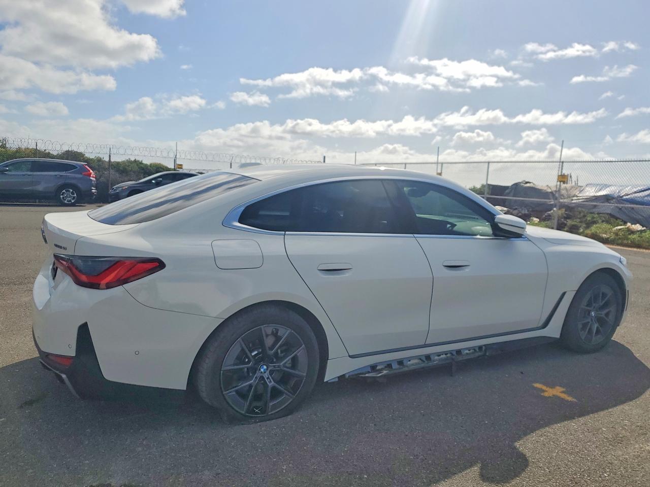 BMW I4