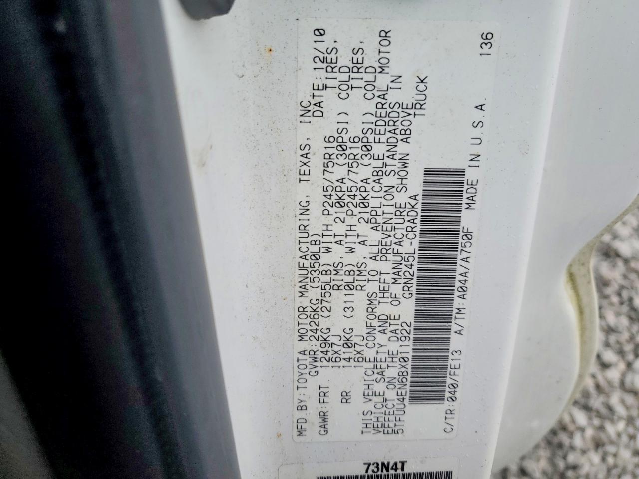 TOYOTA TACOMA