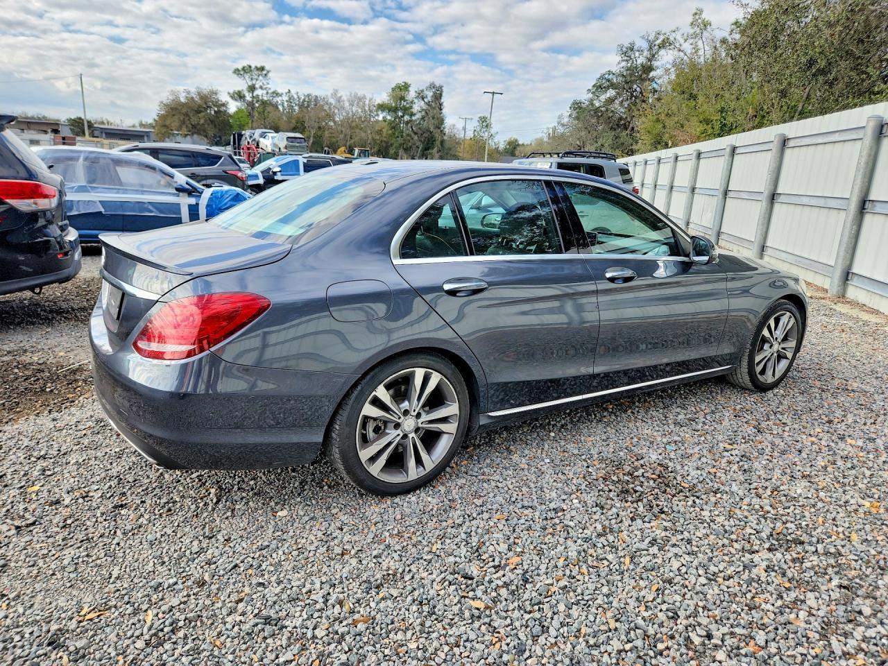MERCEDES-BENZ C-CLASS