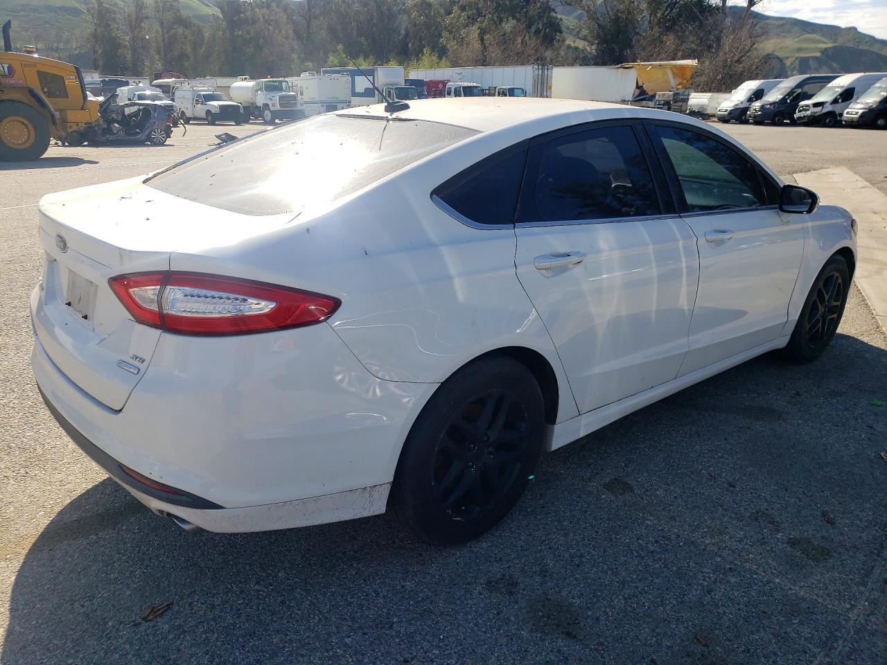FORD FUSION