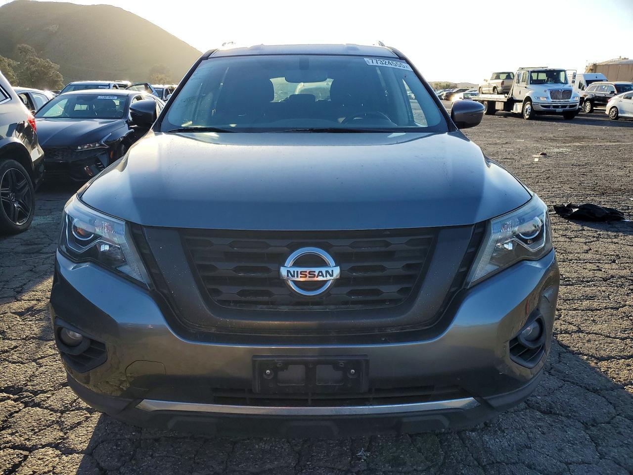 NISSAN PATHFINDER