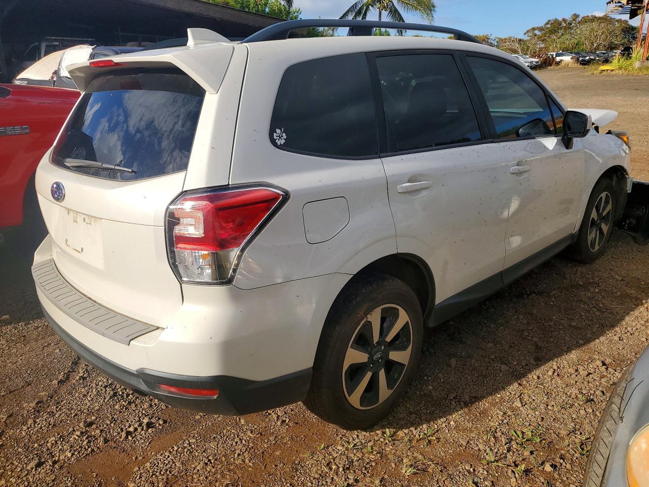 2018 SUBARU FORESTER — фото 3