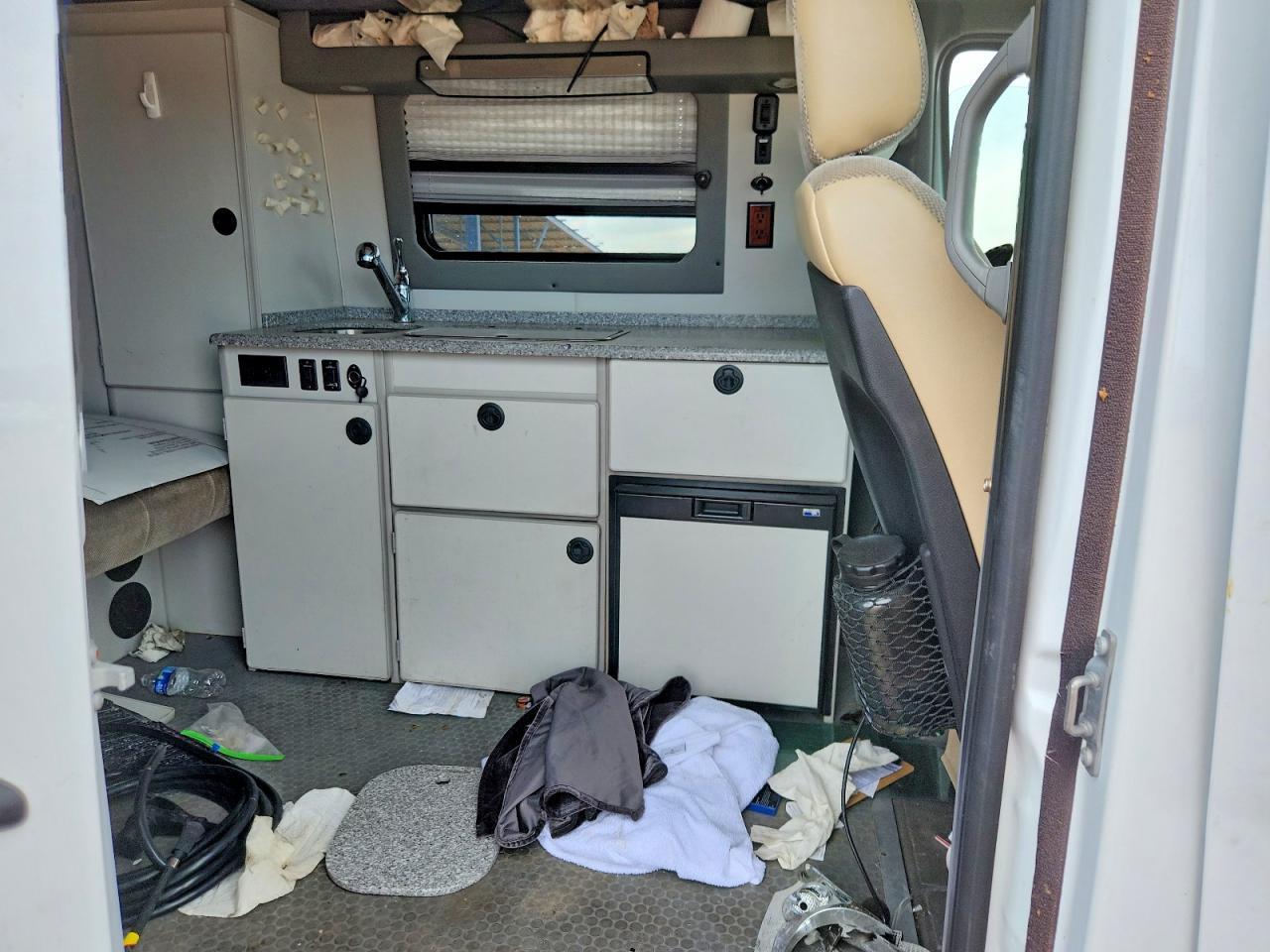 MERCEDES-BENZ SPRINTER