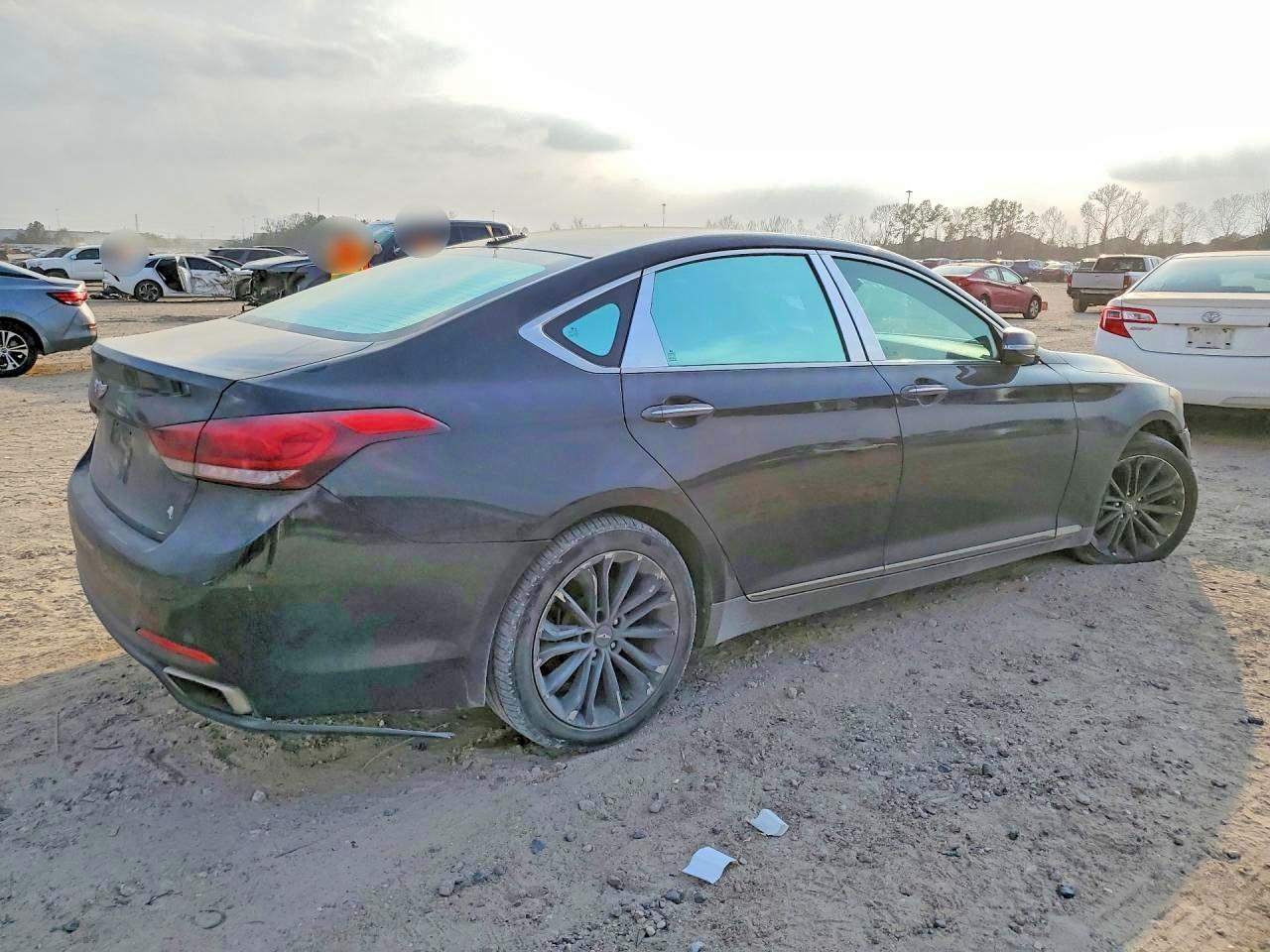 HYUNDAI GENESIS