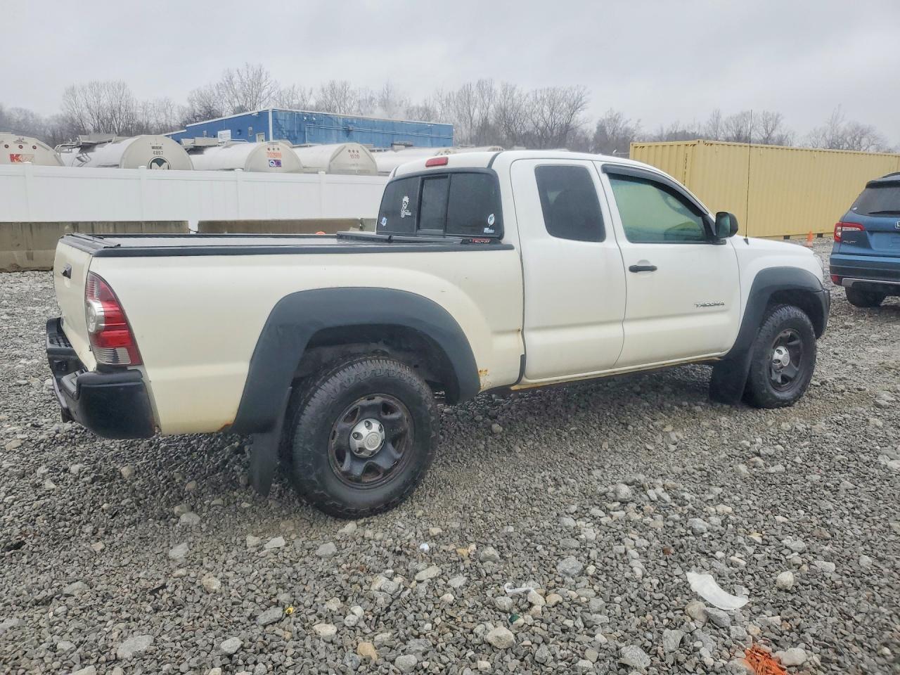 TOYOTA TACOMA