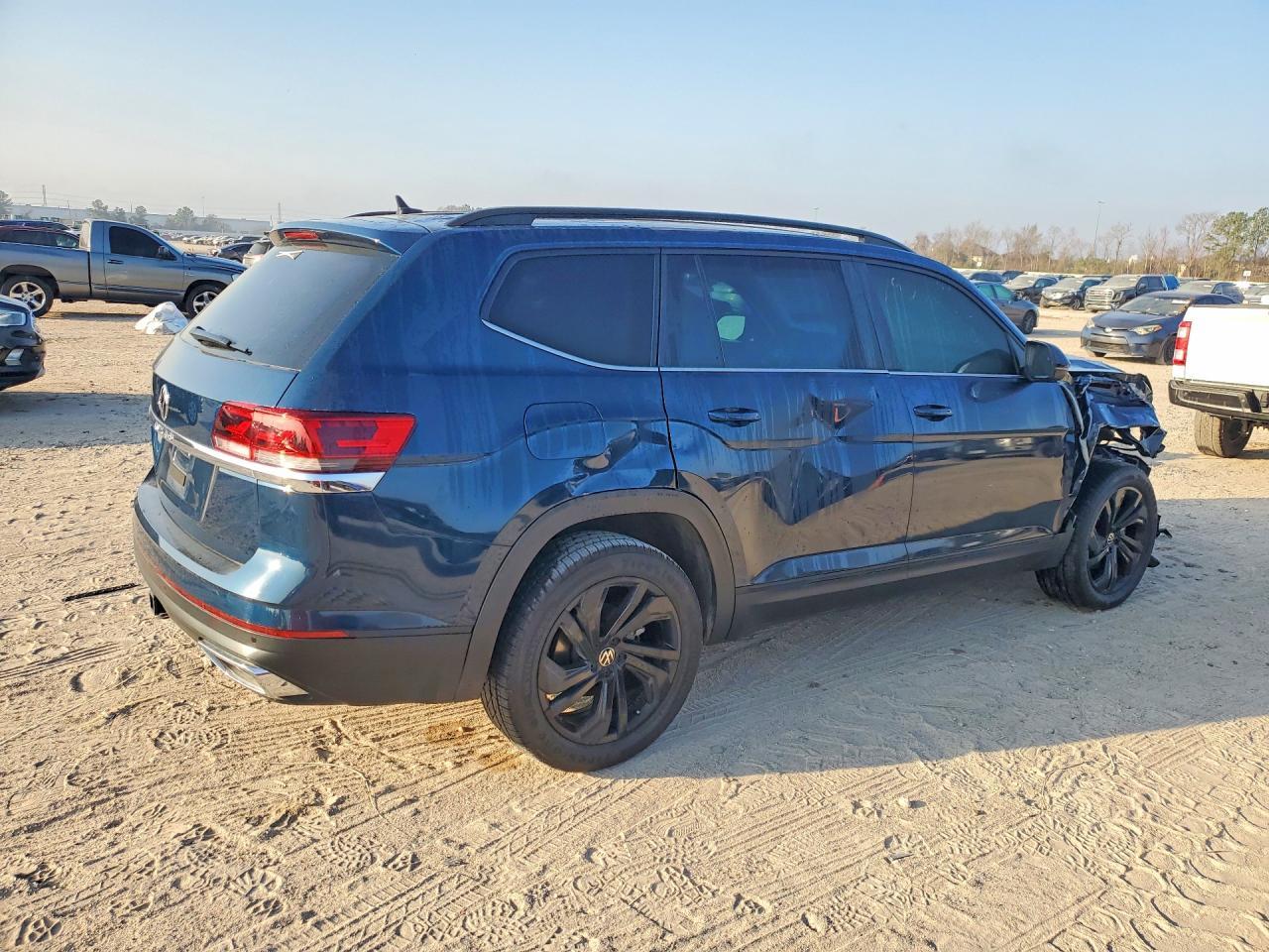 VOLKSWAGEN ATLAS