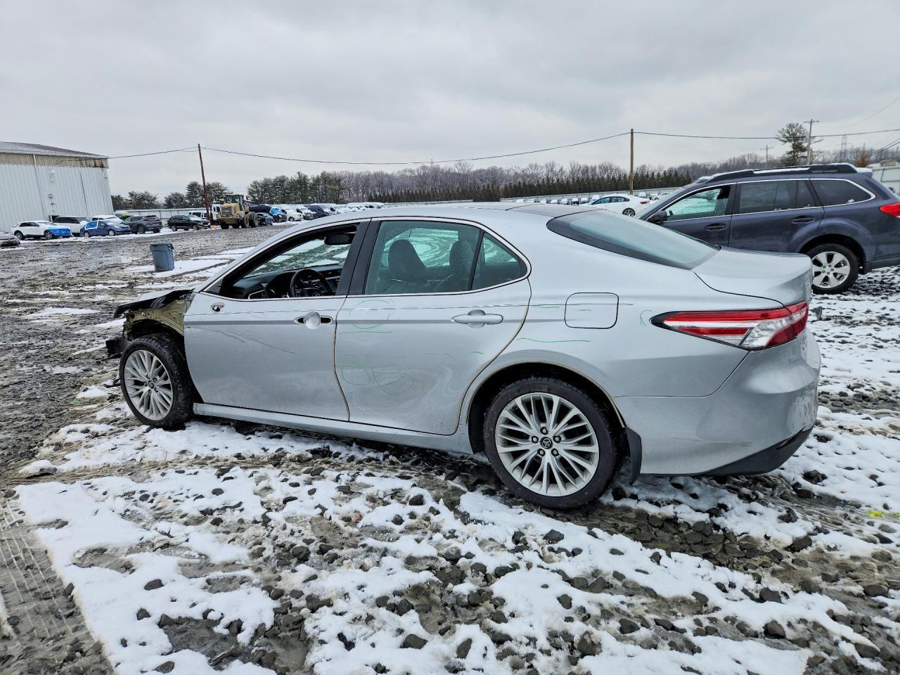 2018 TOYOTA CAMRY — фото 2