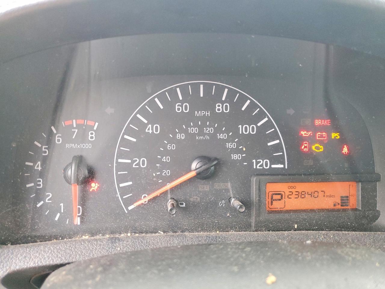 NISSAN NV200