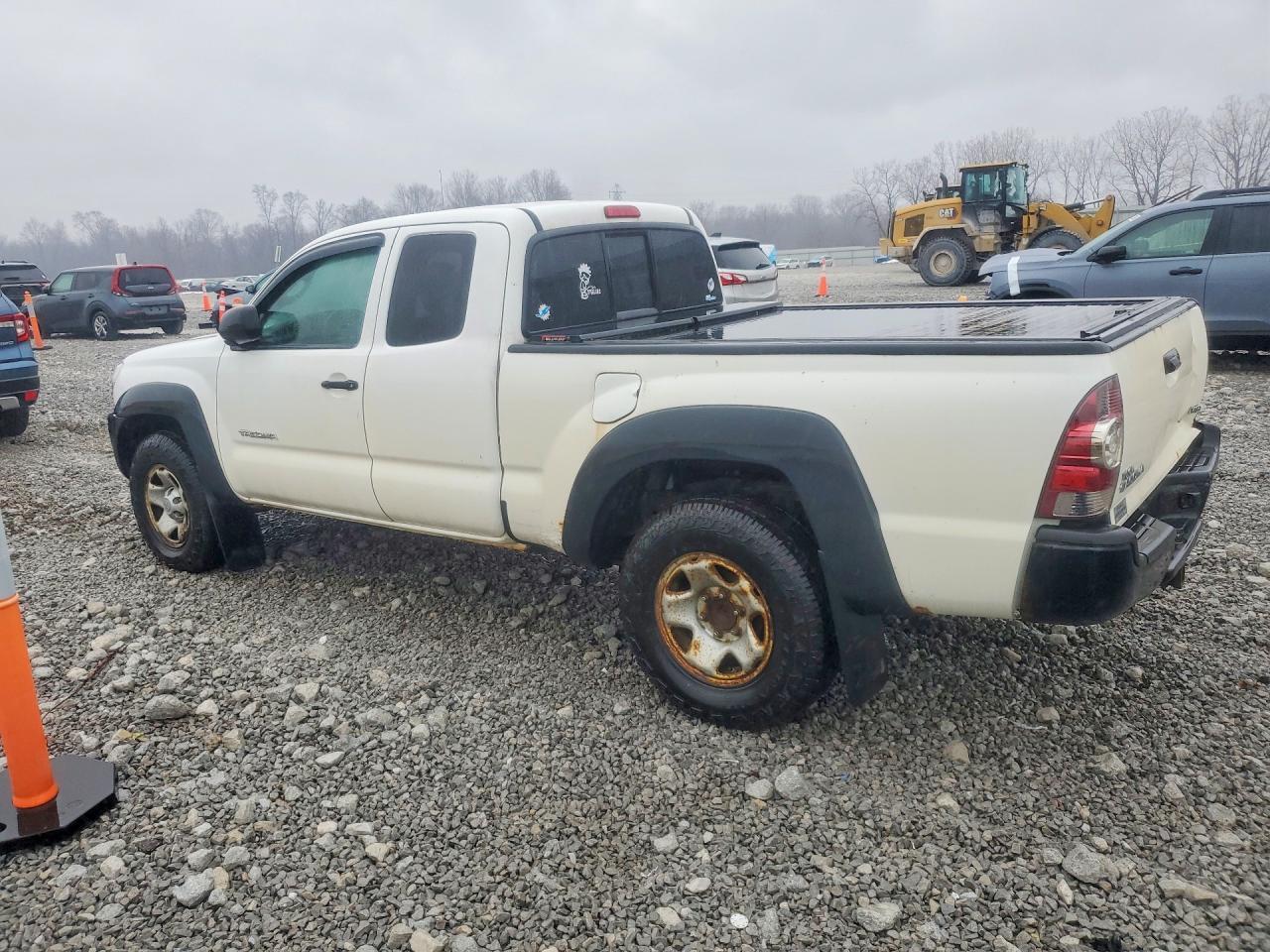 TOYOTA TACOMA