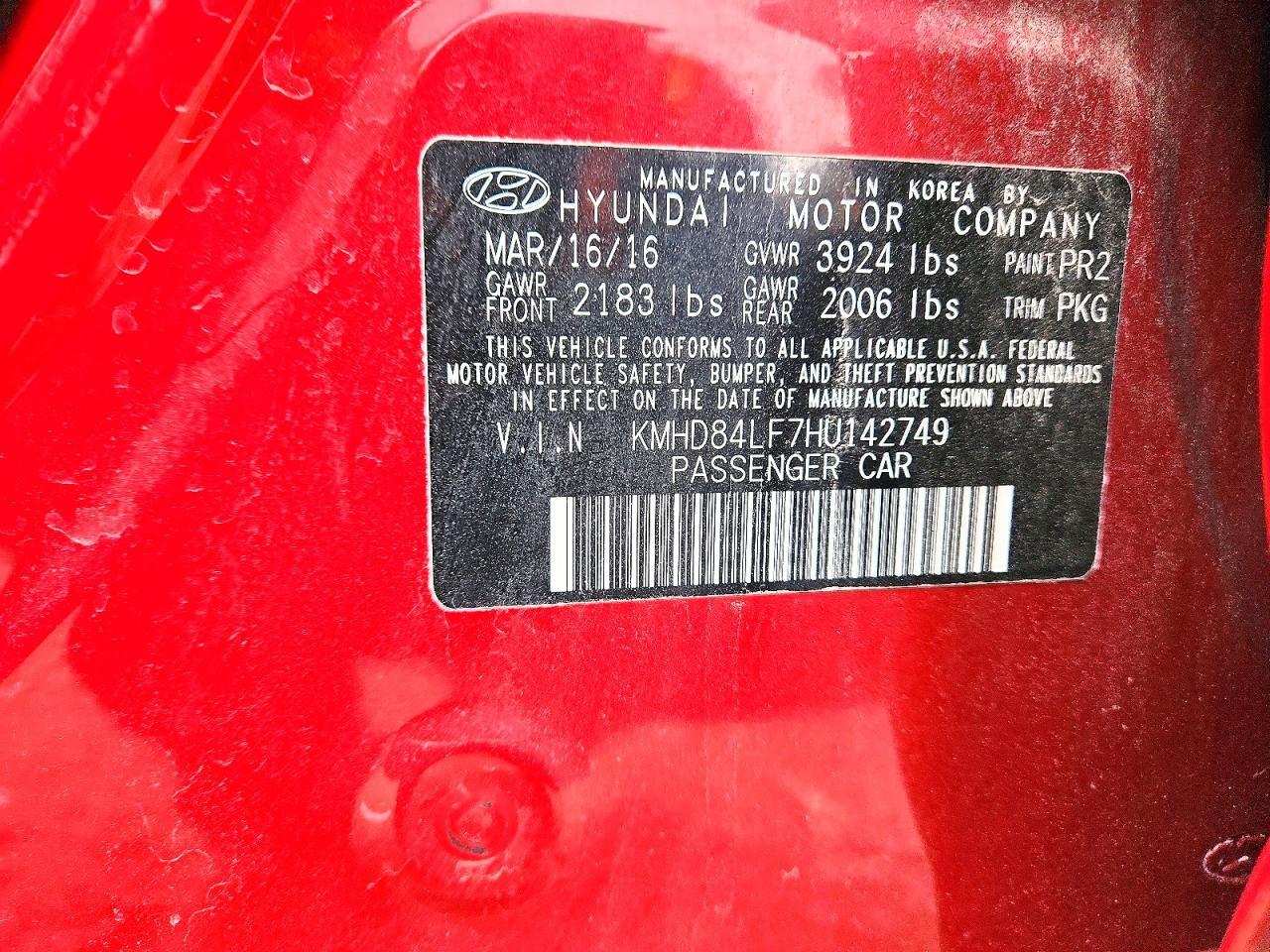 HYUNDAI ELANTRA
