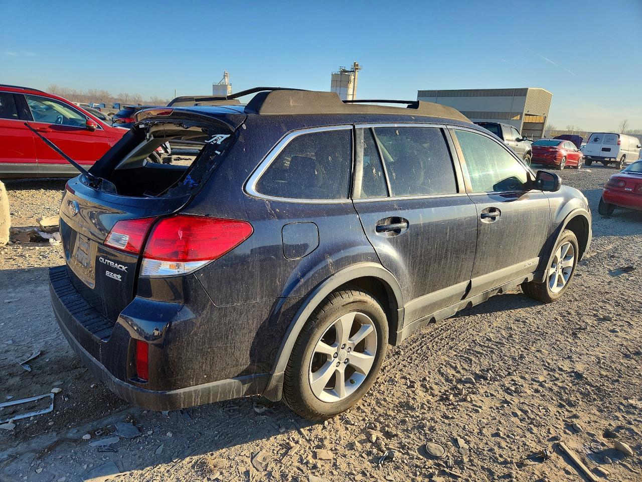 2013 SUBARU OUTBACK — фото 3