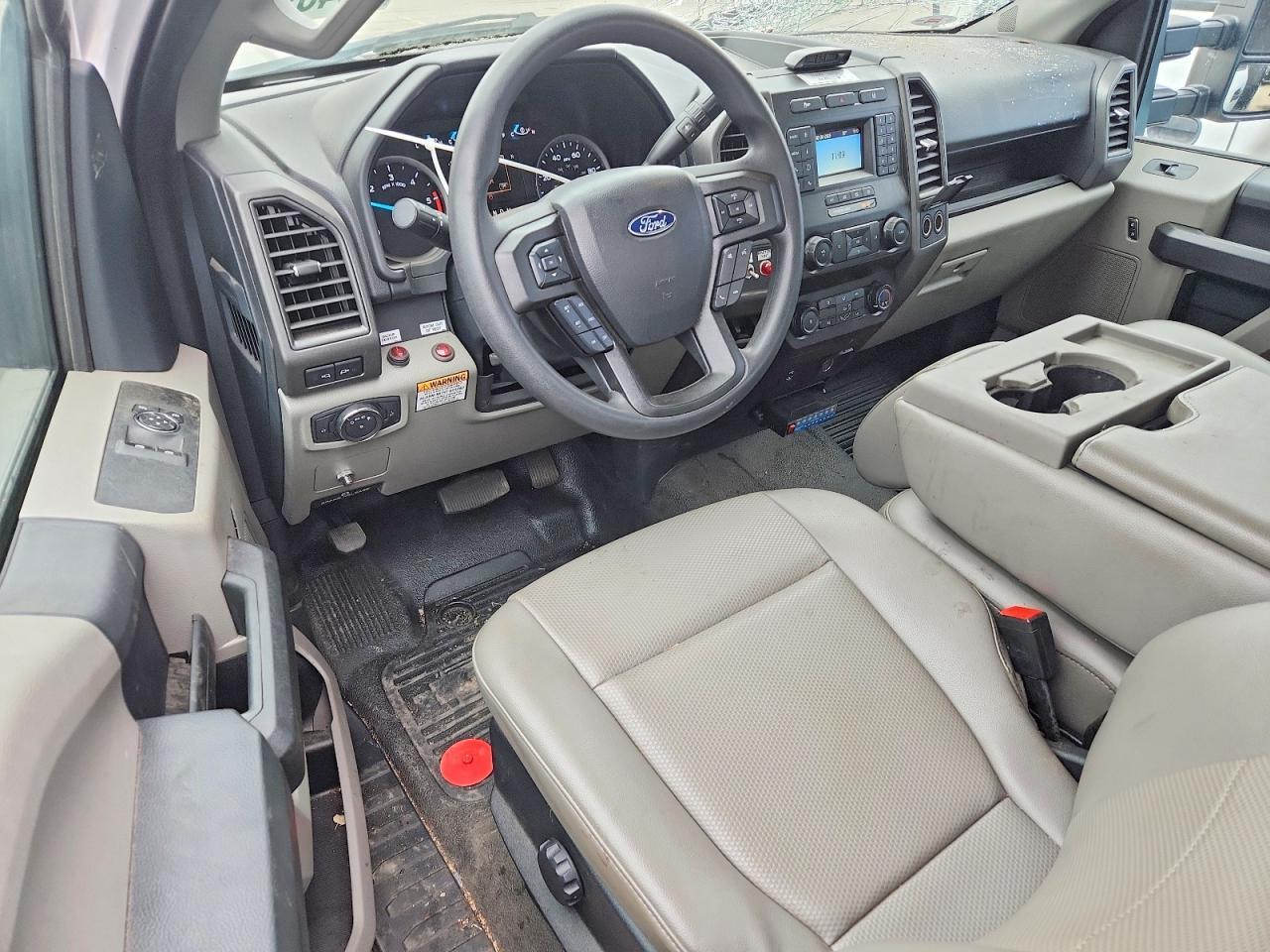 FORD F-550