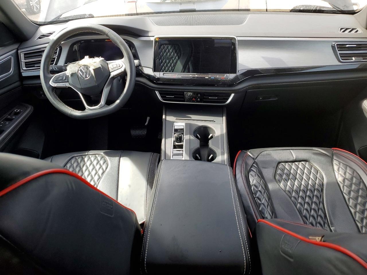 VOLKSWAGEN ATLAS CROSS SPORT