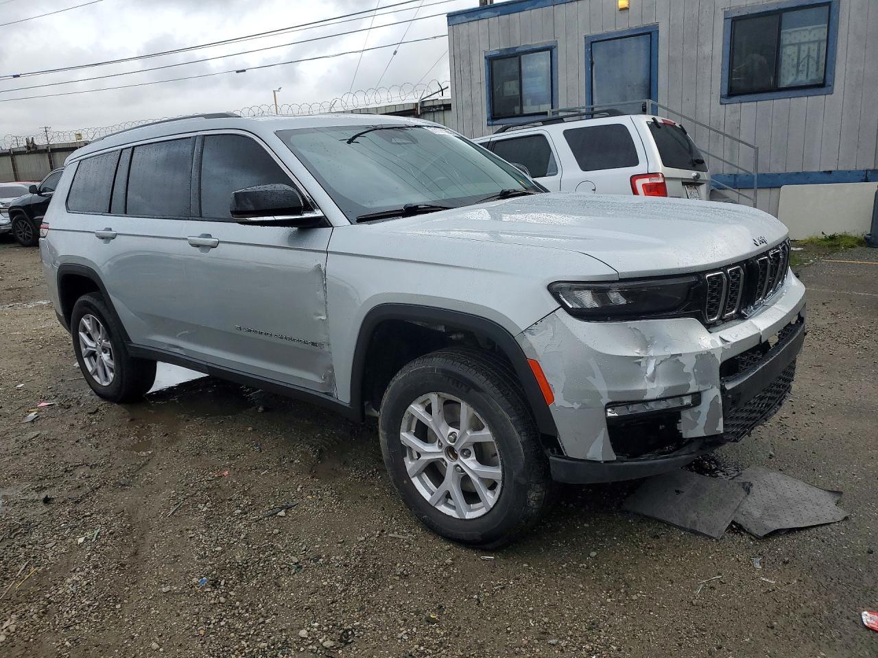 2021 JEEP GRAND CHEROKEE — фото 4