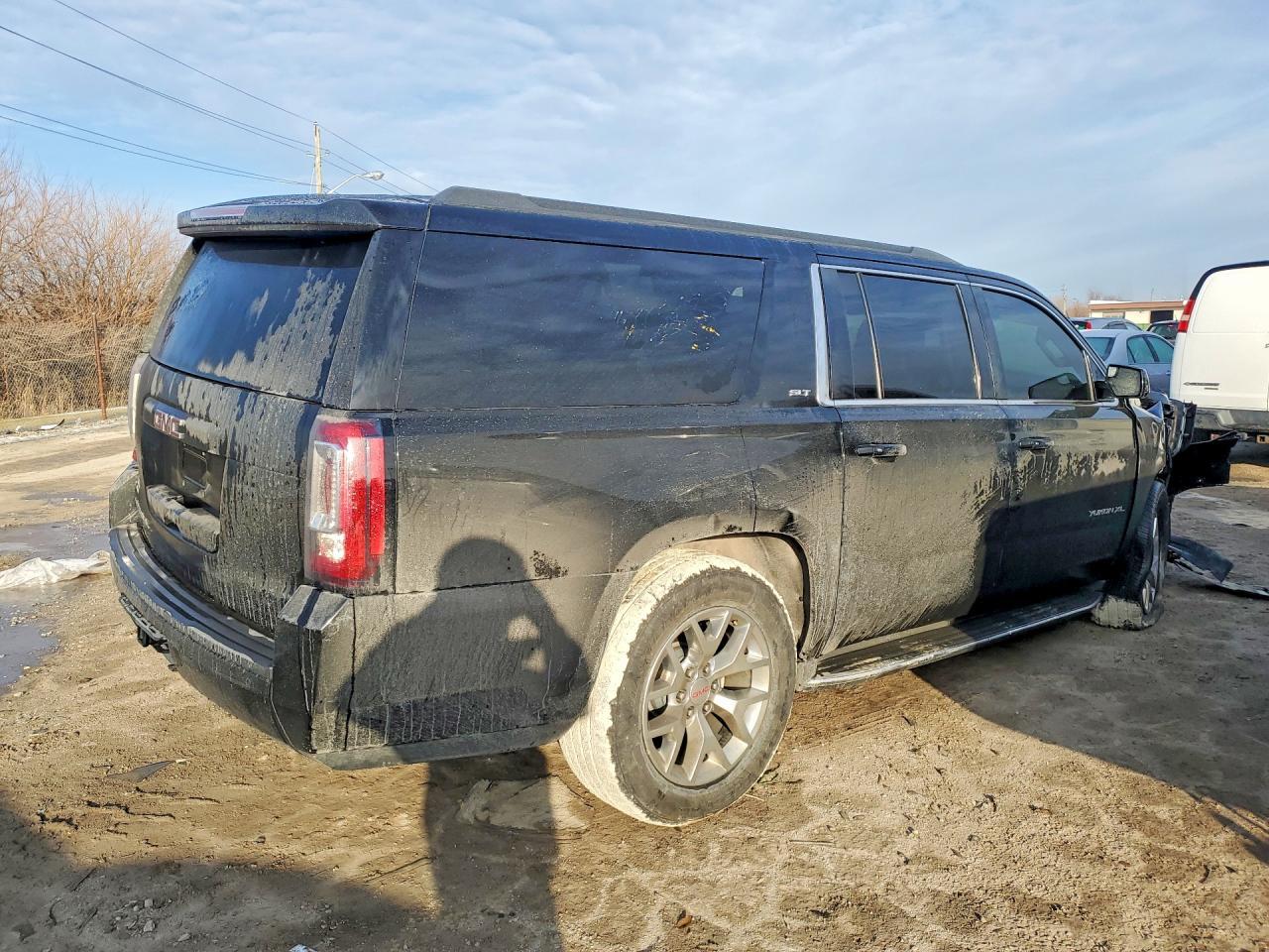 GMC YUKON