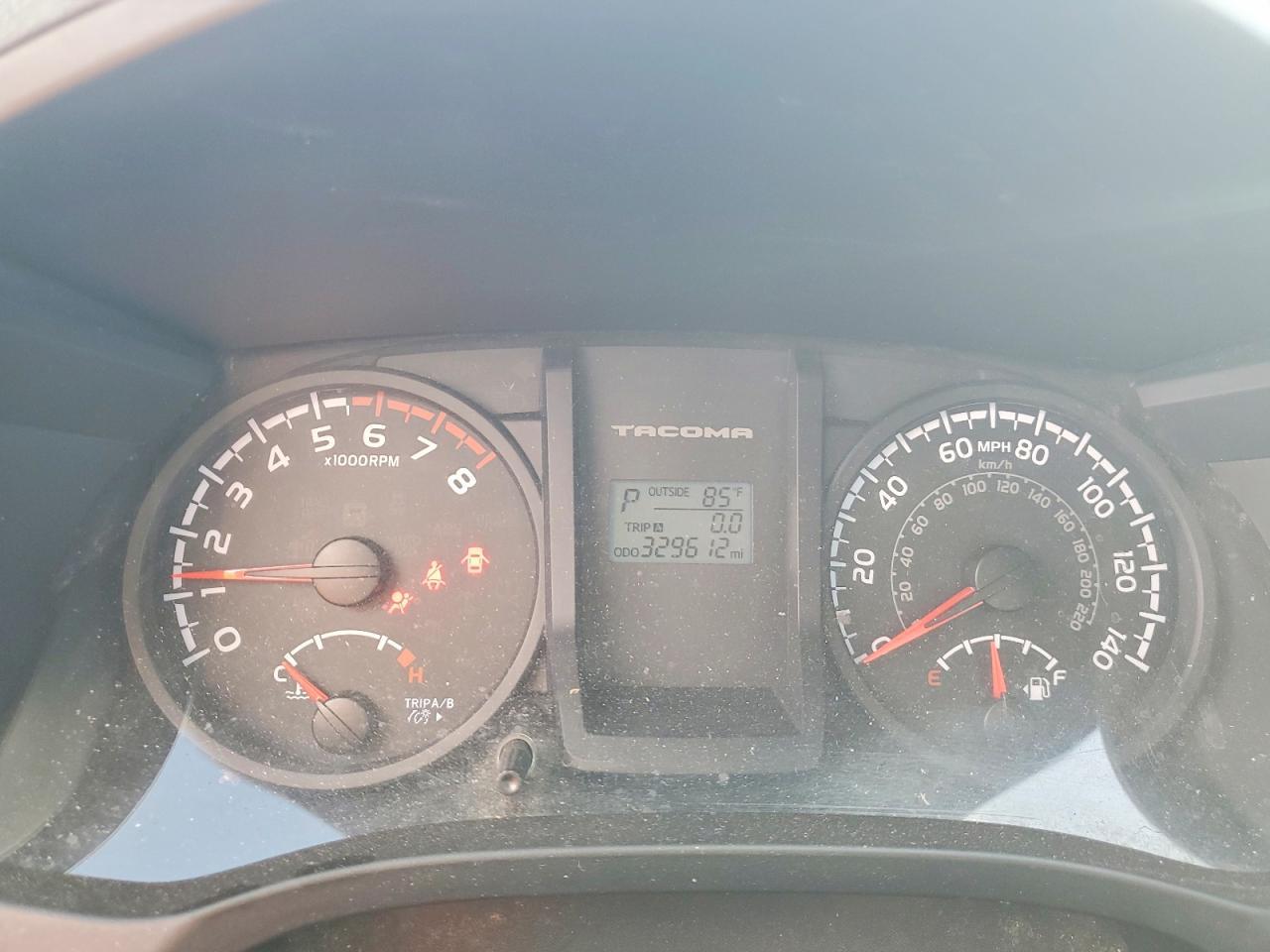 TOYOTA TACOMA
