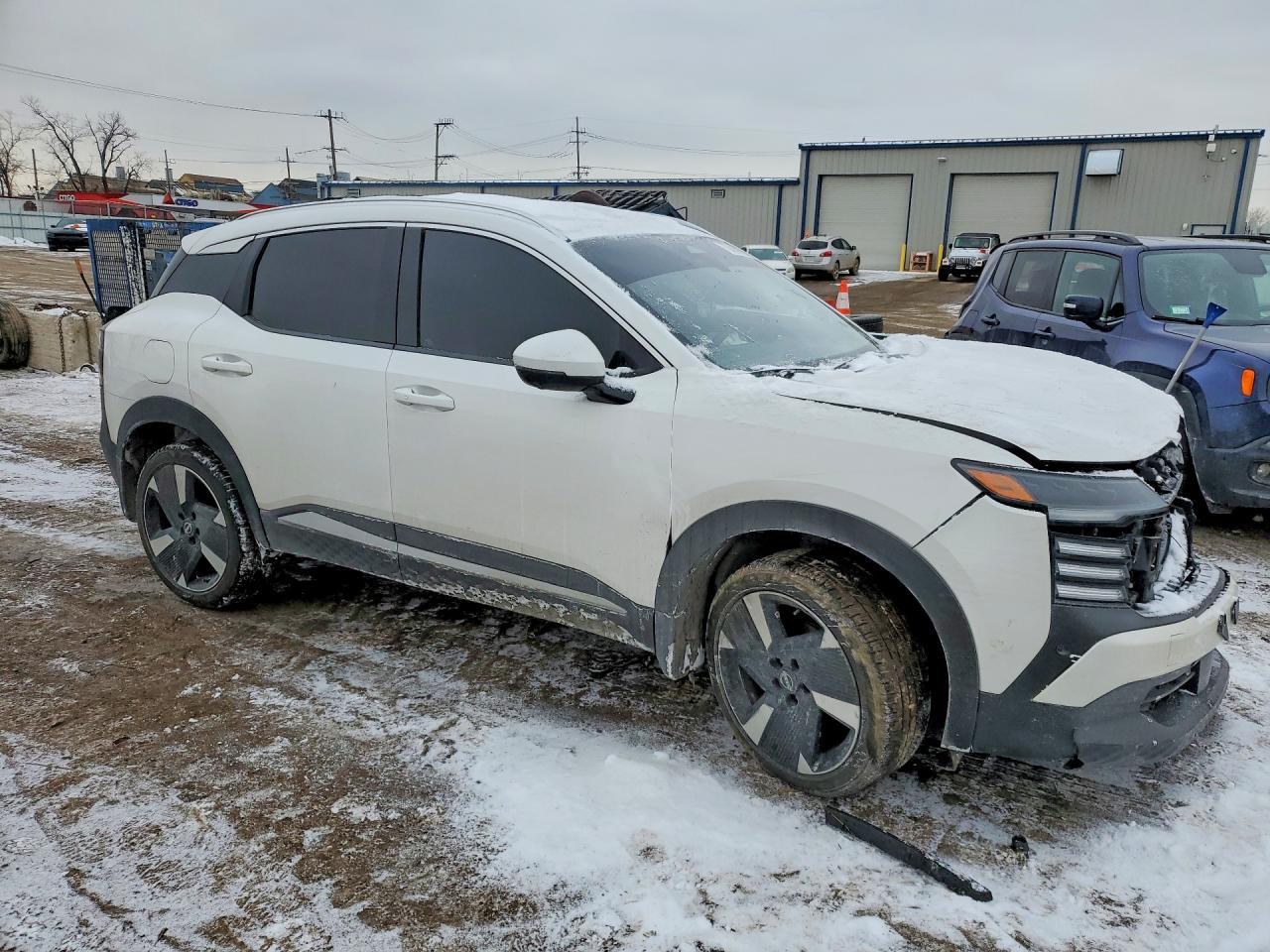 NISSAN KICKS