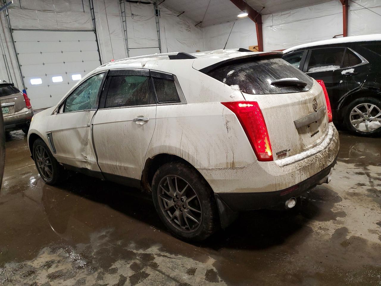 CADILLAC SRX