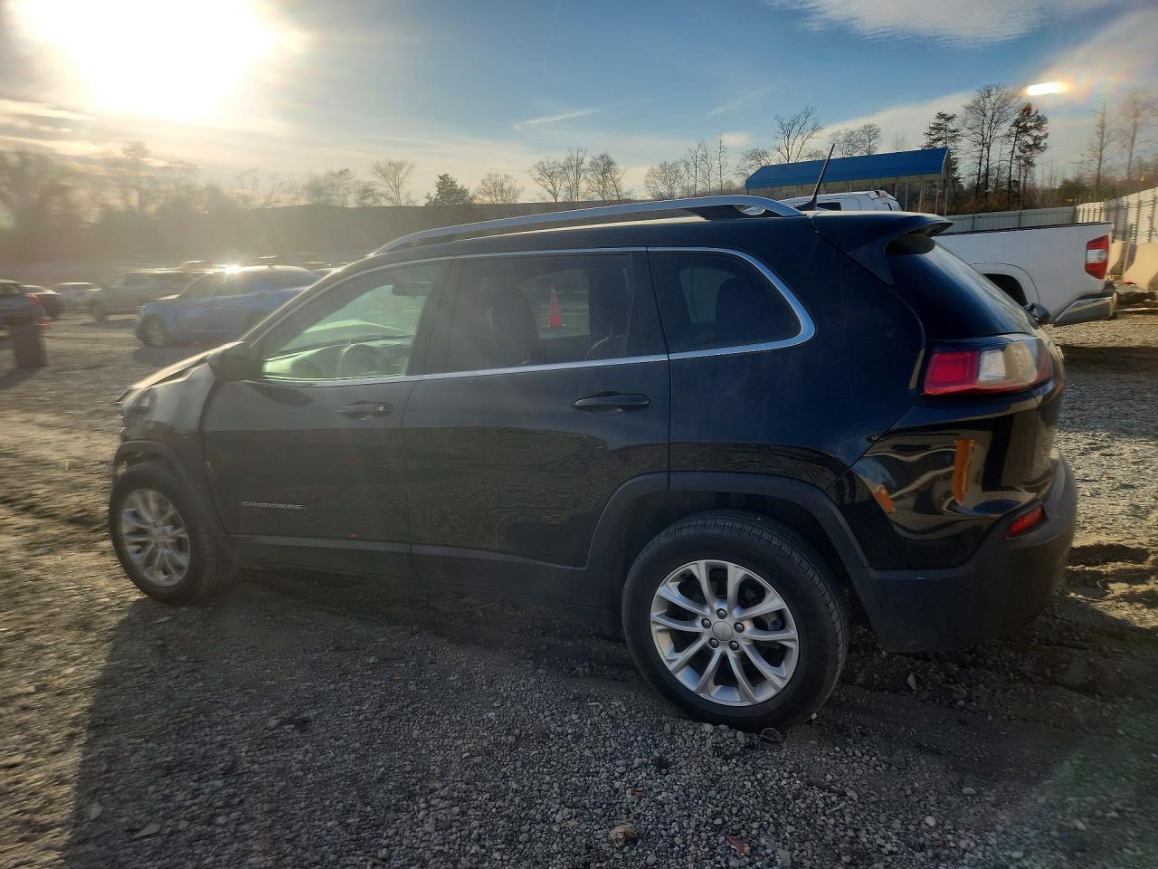 2019 JEEP CHEROKEE — фото 2