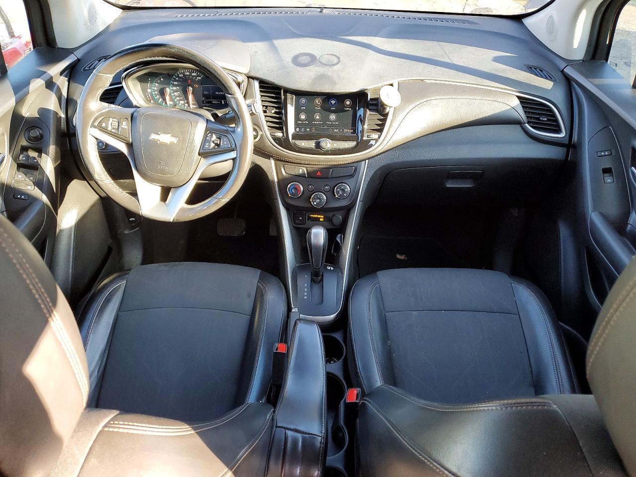 CHEVROLET TRAX