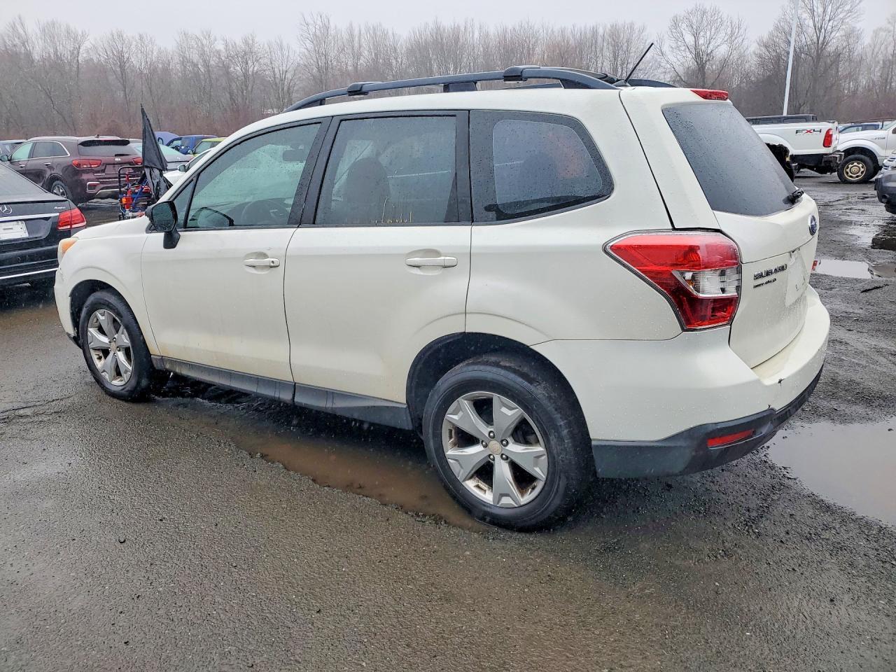 2015 SUBARU FORESTER — фото 2