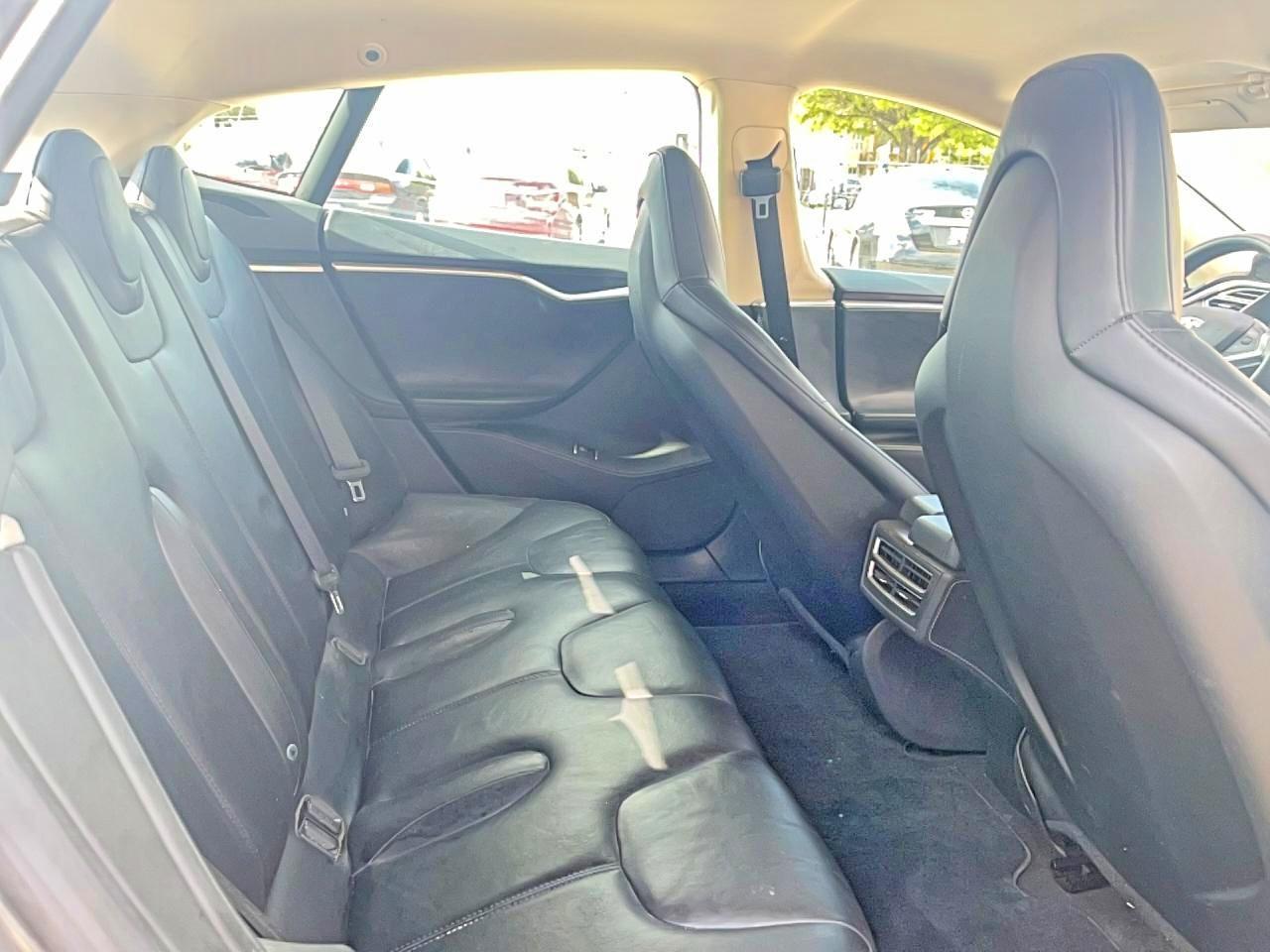 TESLA MODEL S